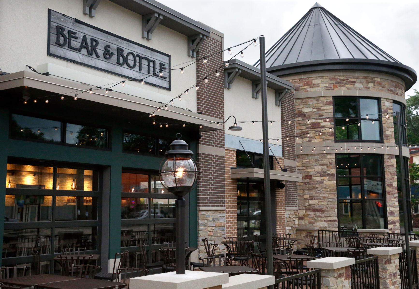 Bear & Bottle exterior